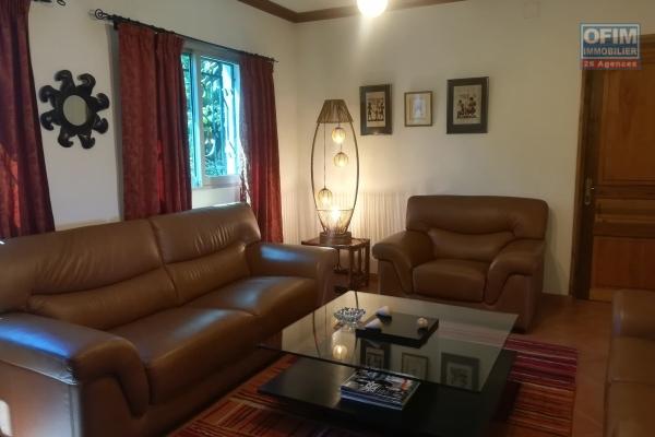 3 appartements T4 meublés d'environ 200m2 à Ambodirano Ivato