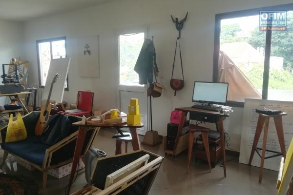 Un appartement T4 au 2ème étage sur la route circulaire