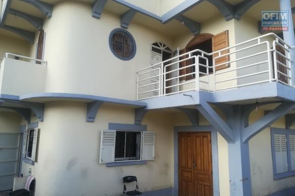 Une maison de type F10 à Andohatapenaka