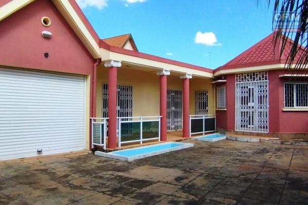 Coquette villa F4 dans un quartier résidentiel à Ilaivola Ivato-Antananarivo