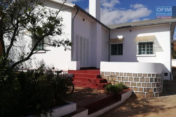 Une villa F4 à Alarobia Ivandry