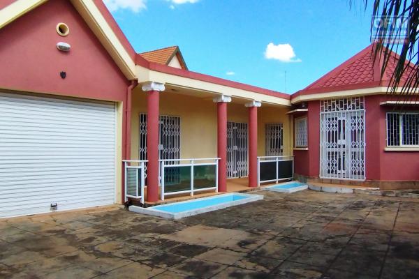 Une villa F4 dans un quartier résidentiel à Ilaivola Ivato