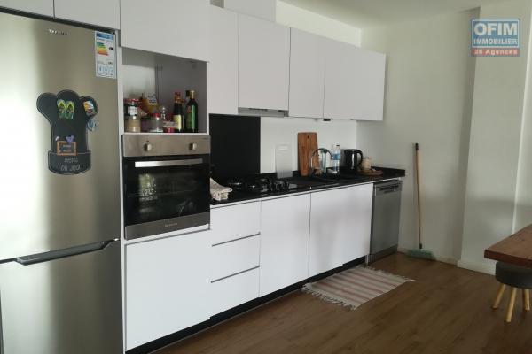 Un grand appartement T4 au 4ème étage à Ivandry