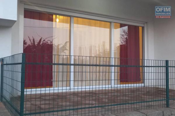 Un appartement T3 avec piscine à Ivandry . Prix avec wifi inclus.LOUE