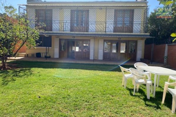 Une villa F5 meublée et équipée à étage à Nanisana