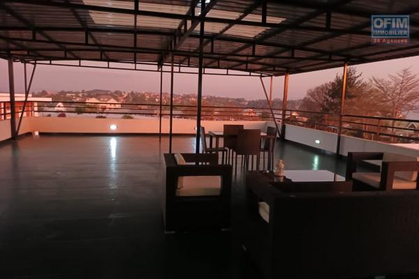 Un studio meublé à Ifarihy Ivato