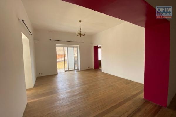Un appartement T4 sécurisé à Amparibe