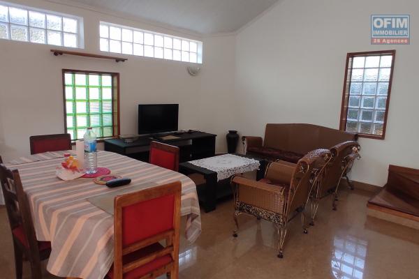 Location d'une charmante maison F3 à Andohanimandroseza