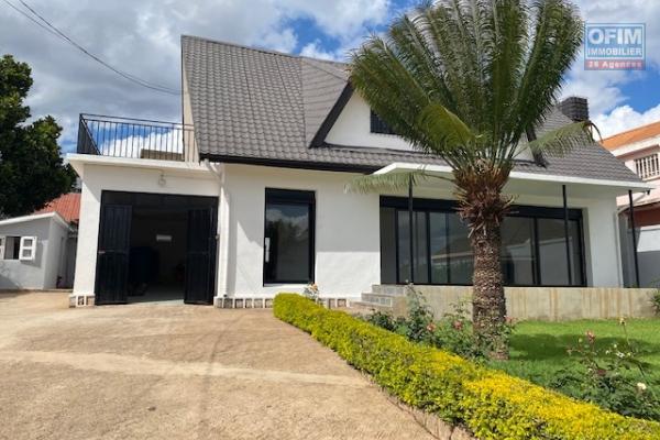 Une villa basse F5 dans un quartier résidentiel à Malaza Andoharanofotsy