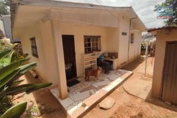 Une villa basse F3 à Ambohimiandra