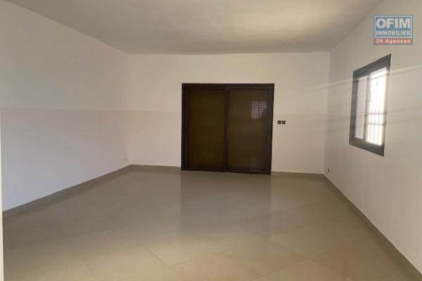 Un appartement T3 à Iavoloha