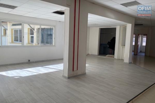 Un local professionnel de 300m2 en plein centre ville Antananarivo