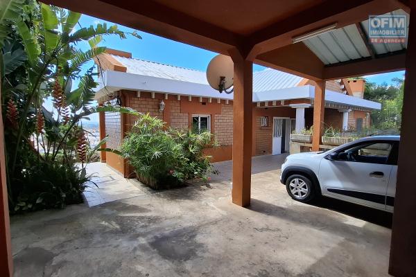 OFIM immobilier offre en location une villa F4 dans sise à Analamahitsy Ambatobe.NON DISPONIBLE