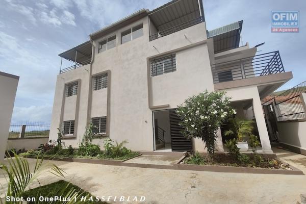 A louer Villa neuve F5 &agrave; anosiala. Contact Mr Jacky 0340244304