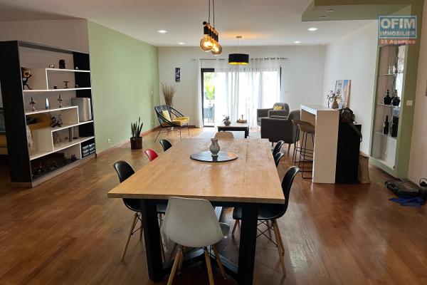 Un grand appartement T4 semi meublé à Ambolokandrina