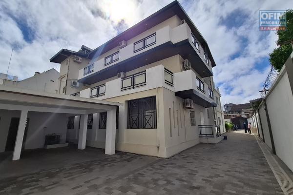 OFIM immobilier loue des appartements T4 sur Ambohibao.