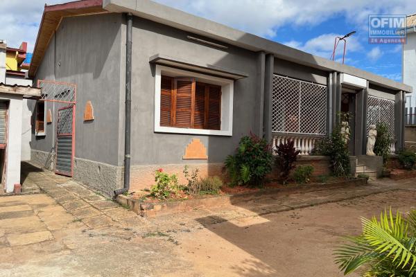 Une maison F4 à Amboditsiry
