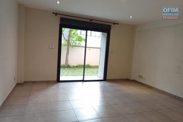 Un appartement T3 sécurisé à Analamahitsy ( CONTACT LALAINA 034 08 583 76 )