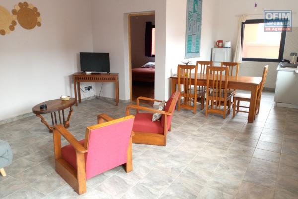 Un appartement T2 meubl&eacute; &agrave; Andohalo ( CONTACT LALAINA 034 08 583 76 )