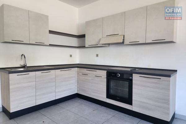 A LOUER - Superbe Appartement T3 &agrave; Ambatobe &agrave; 5 minutes &agrave; pied du lyc&eacute;e fran&ccedil;ais (R&eacute;sidence s&eacute;curis&eacute;e avec piscine)