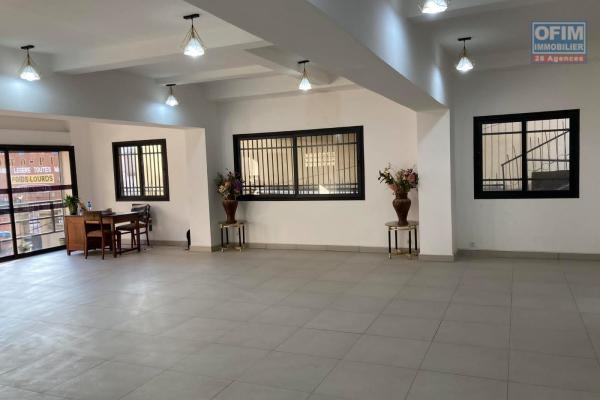 Un local de 125m2 &agrave; Behoririka