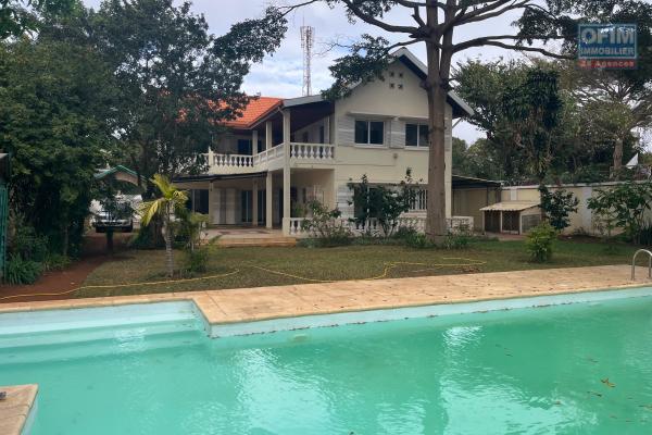Une villa F5 tout près du Lycée Français à Ambatobe