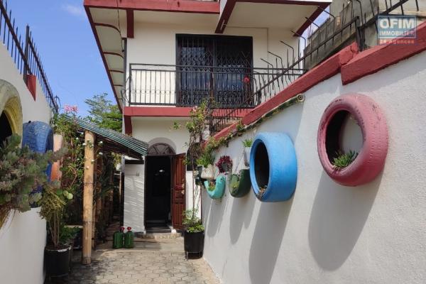 A louer une belle maison F5 &agrave; &eacute;tage &agrave; Ambohibao