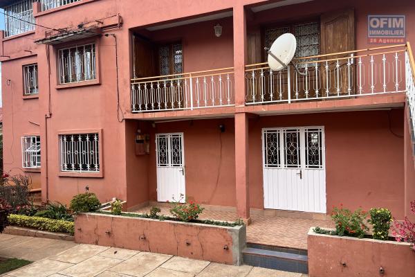 A louer un appartement T4 &agrave; Ambohibao