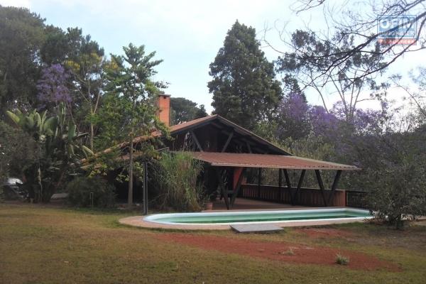 A louer u ne villa F5 avec piscine située dans une résidence bien sécurisée à Ankadikely Ilafy