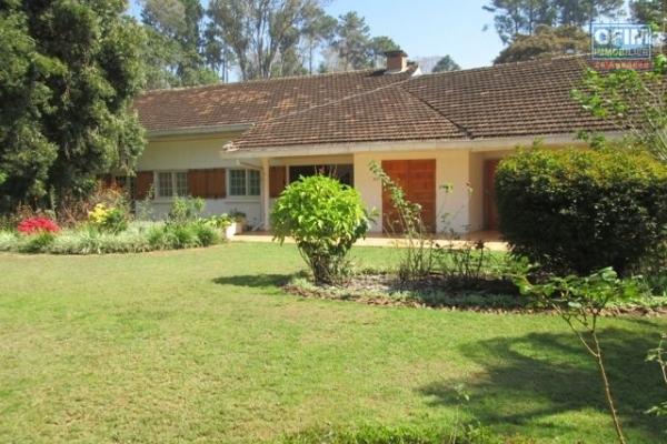 A louer un villa F5 dans une grande propriété à Ambohitrarahaba Antananarivo